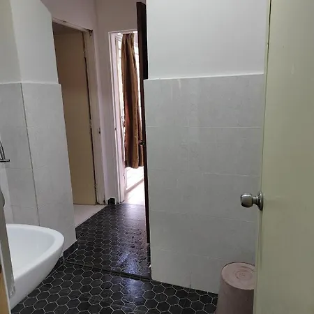 Nilai Impian Homestay @ Dillenia Exterior photo